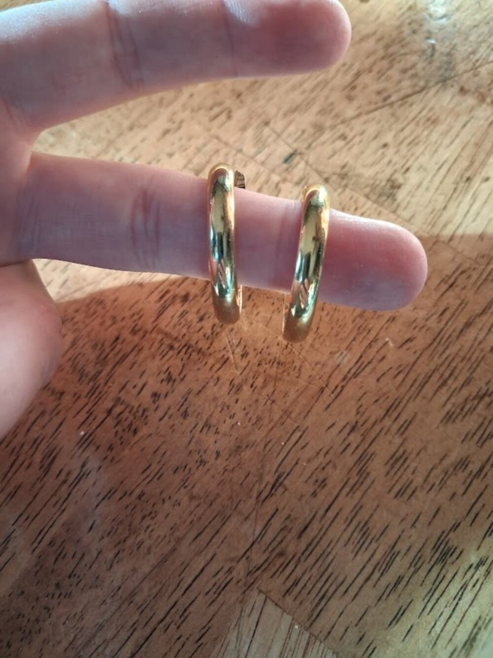 Hoop clip on earrings